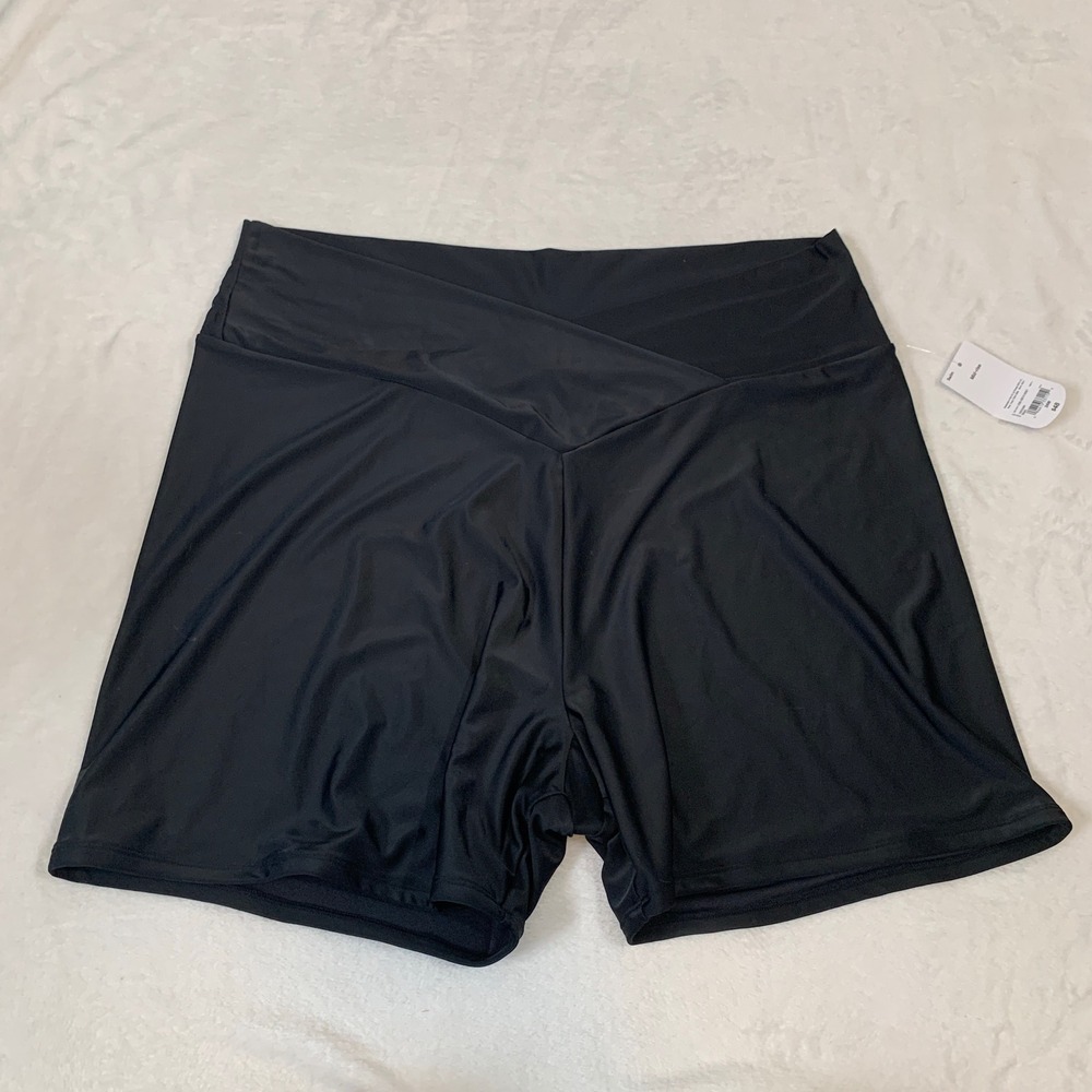 NEW Xersion Swimwear‎ Black Mid Rise Swim Shorts Size 24W
